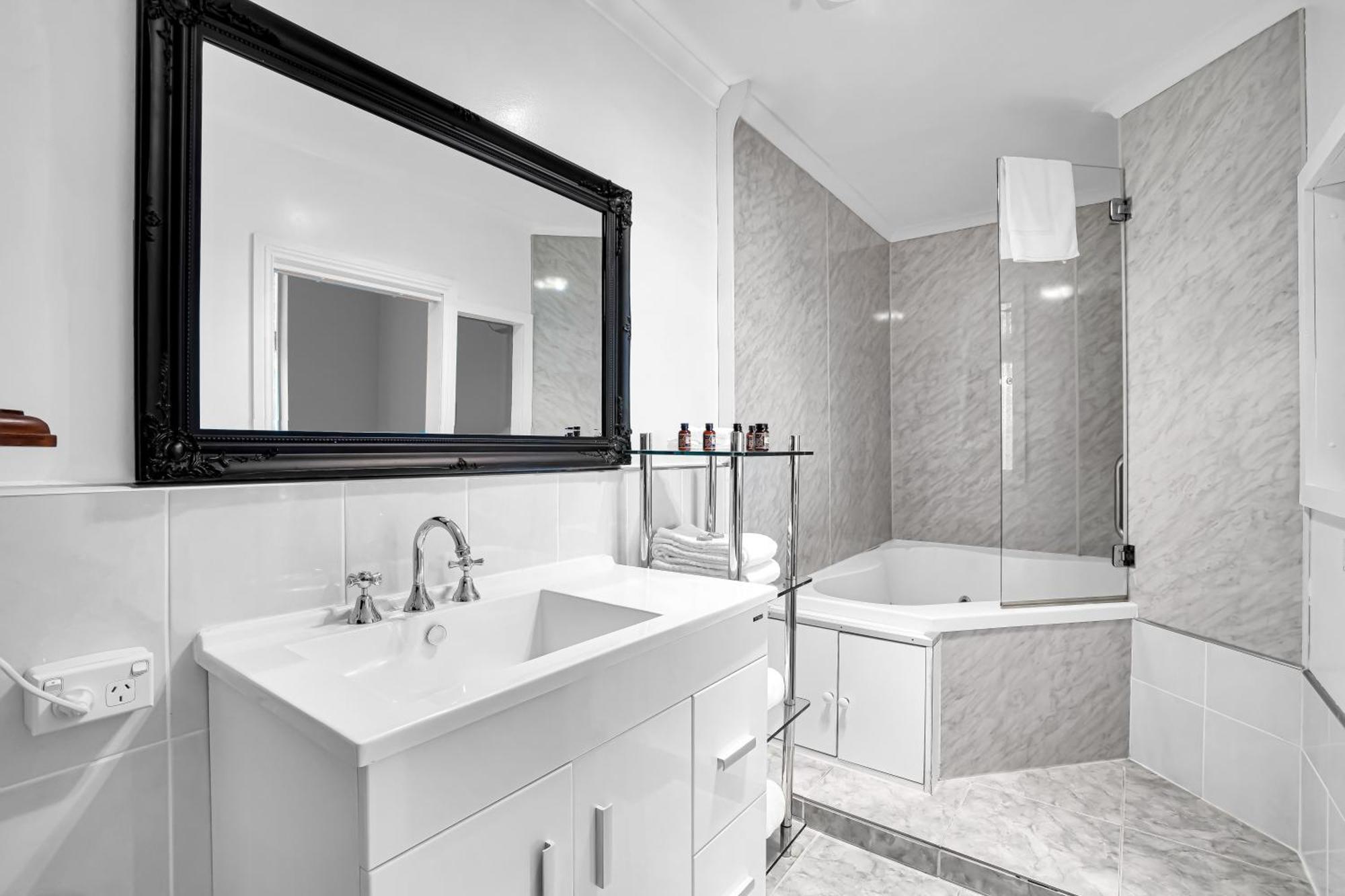 Bischoff Hotel Waratah Dış mekan fotoğraf