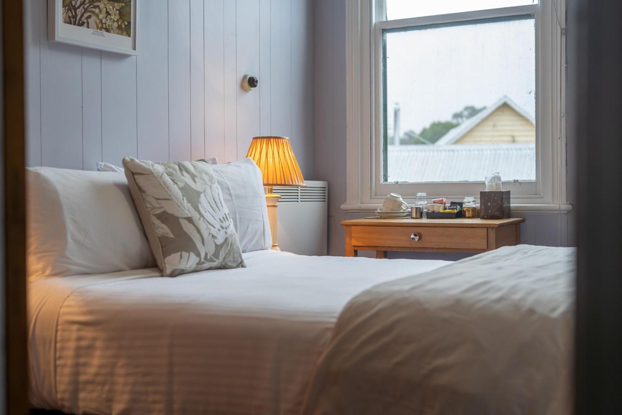Bischoff Hotel Waratah Oda fotoğraf
